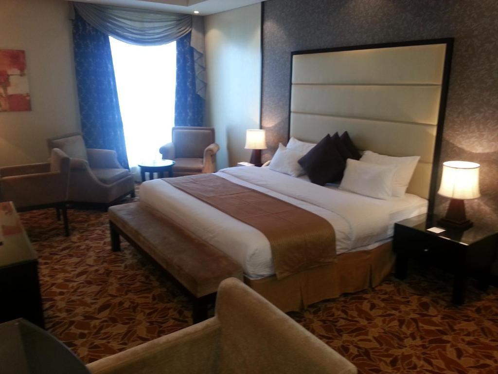 Paragon Hotel Abu Dhabi Eksteriør bilde