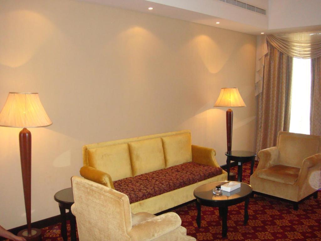 Paragon Hotel Abu Dhabi Rom bilde