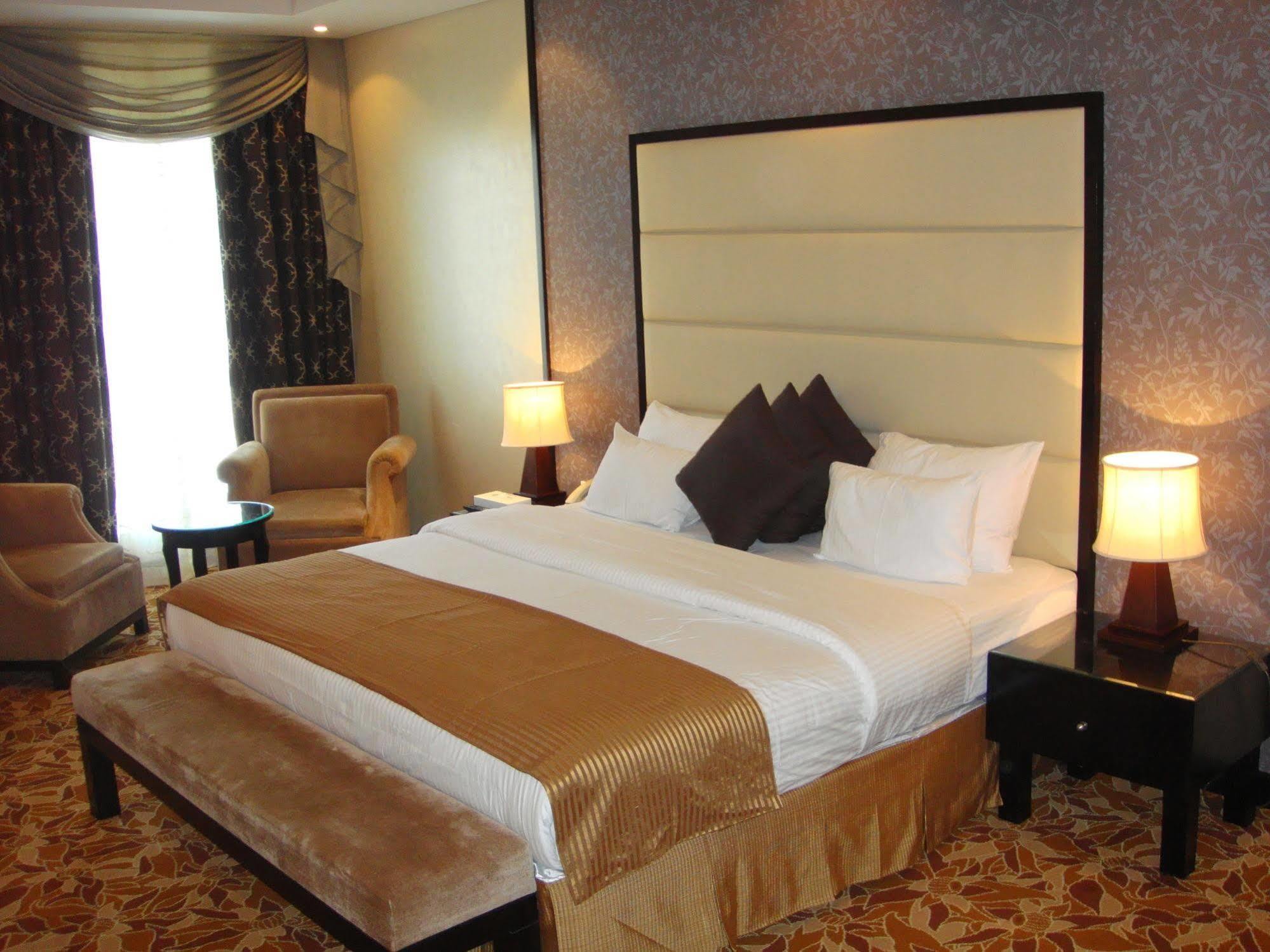 Paragon Hotel Abu Dhabi Eksteriør bilde