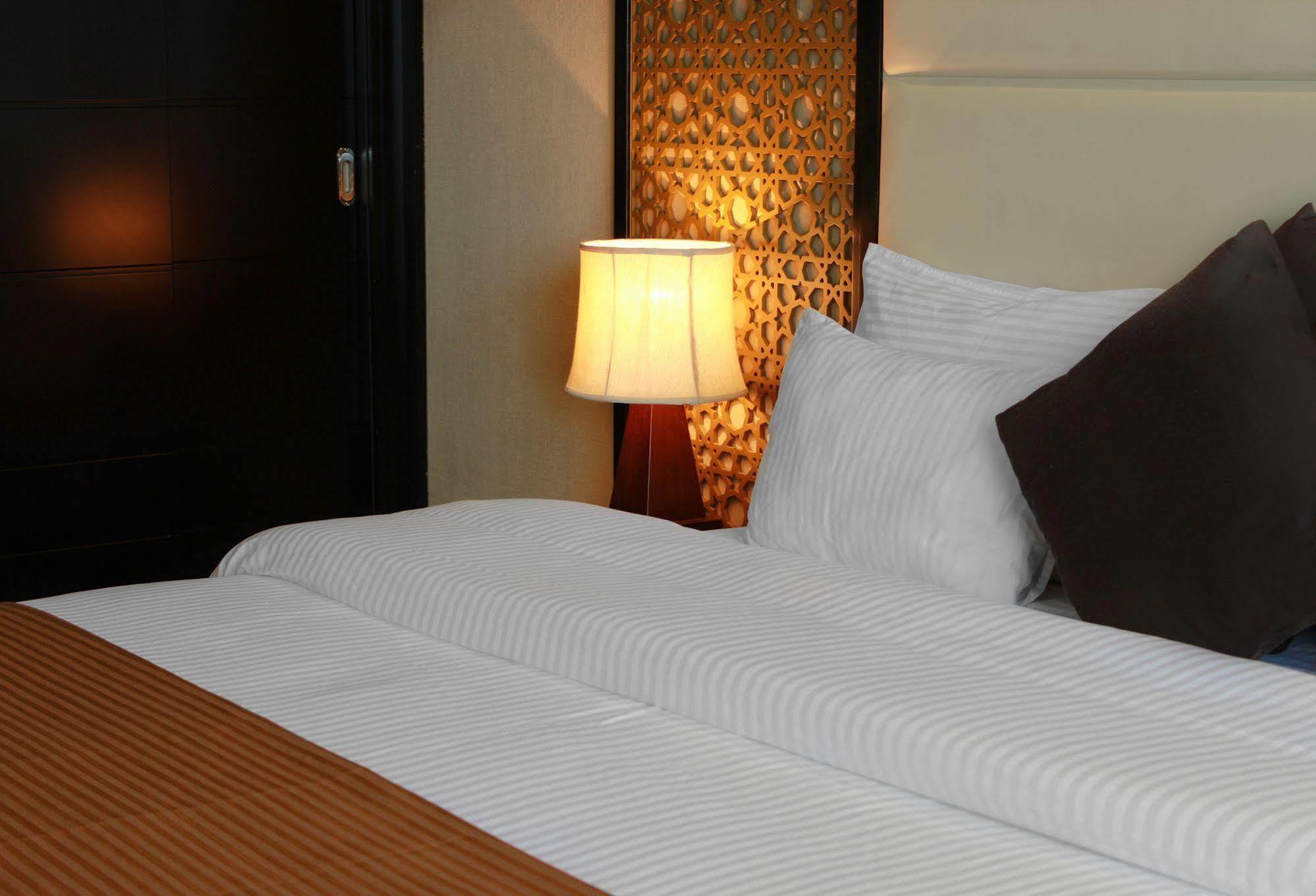 Paragon Hotel Abu Dhabi Eksteriør bilde